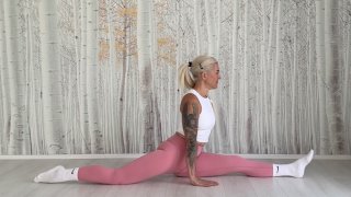 Spárga - Hanumanasana