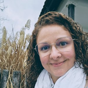Szakál Dóra