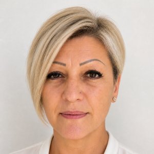 Ambrus Éva